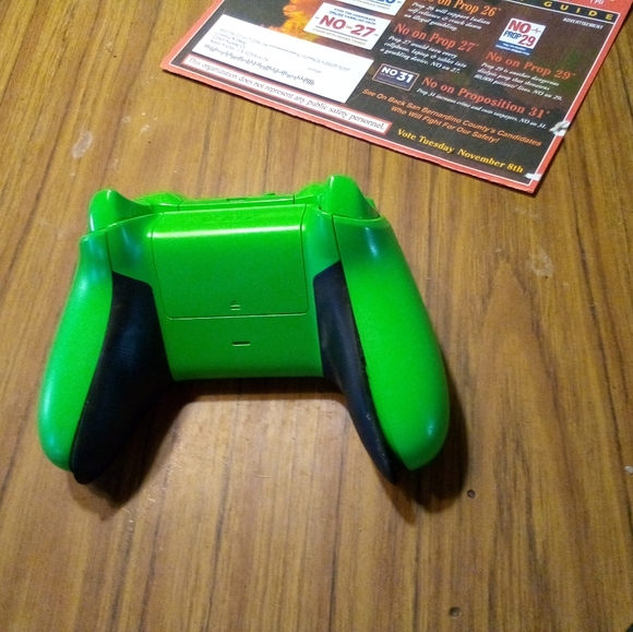 Xbox controller - Picture 3 of 4